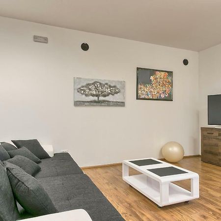 Wellness Apartman Kaiser Пула Екстер'єр фото