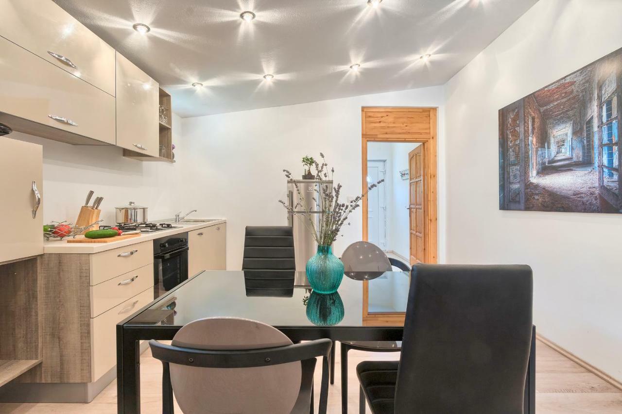 Wellness Apartman Kaiser Пула Екстер'єр фото
